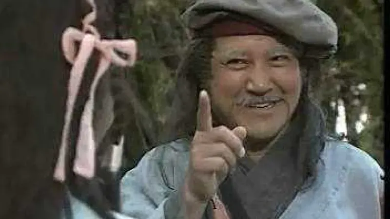 Lau Dan as Hong Qigong in 1994 series