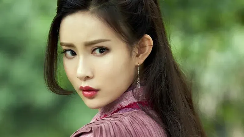 Meng Ziyi as Mu Nianci in 2017 series