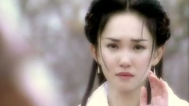 Fann Wong as Xiaolongnü in 1998 Singapore series